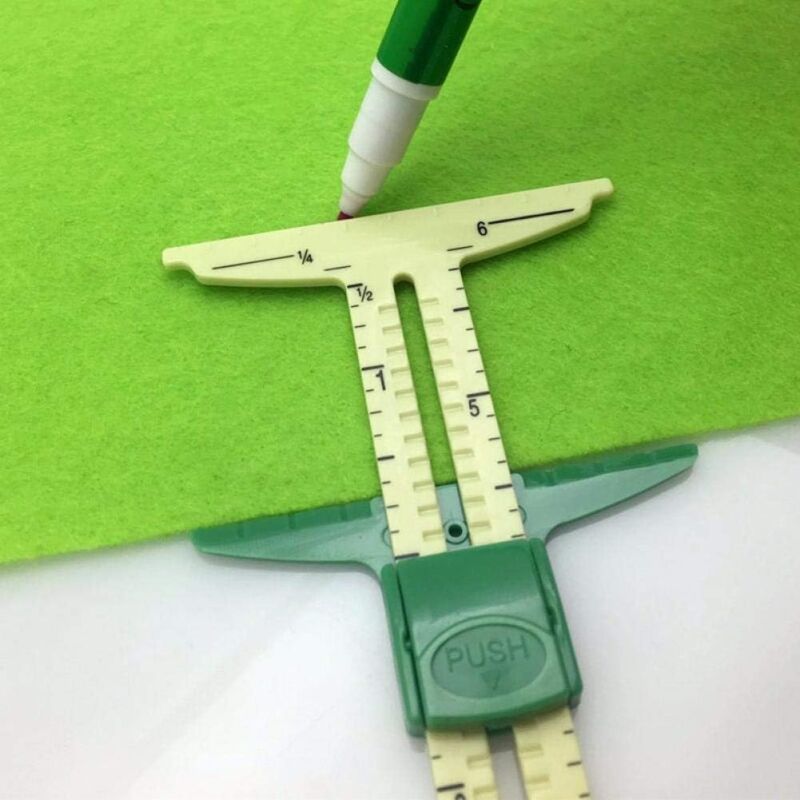 T-forme Coulissante Jauge De Mesure De Machines à Coudre 5-en-1 De Machines à Coudre Règle Outil De Marquage Boutonnières Seam Allocation De Jauge De